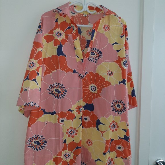 Women wear - Picture 2 of 2